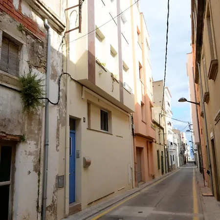 Apartment Puig Sureda With One Room L' Escala
