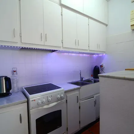 Apartment Puig Sureda With One Room L' Escala