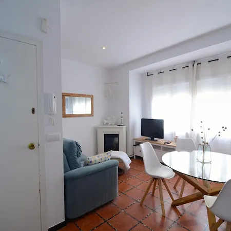 Apartment Puig Sureda With One Room L' Escala