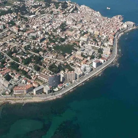 Apartment Puig Sureda With One Room * L' Escala